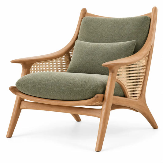 Sillón con estructura abierta con detalles de entramado, verde y marrón